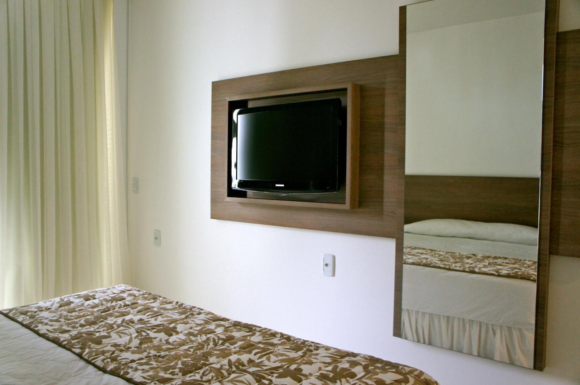 Deluxe Room,683387631:JPEG